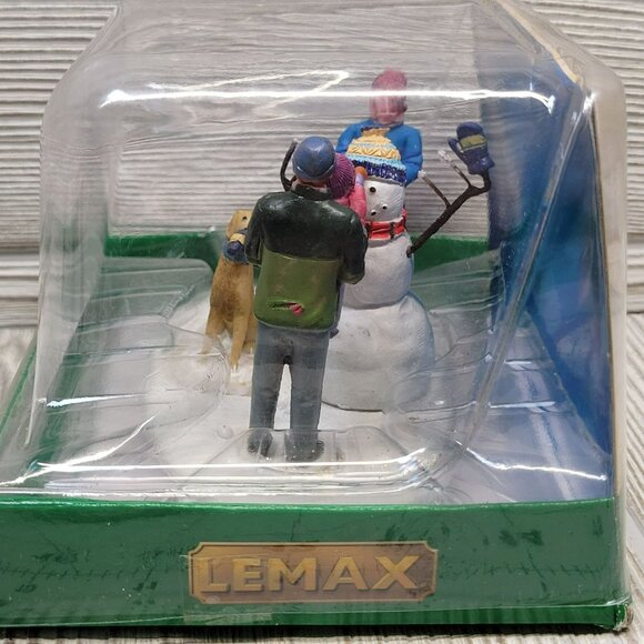 Lemax Her First Snowman 43105 Family Dog Winter Vail Christmas Village Retired - Picture 5 of 7